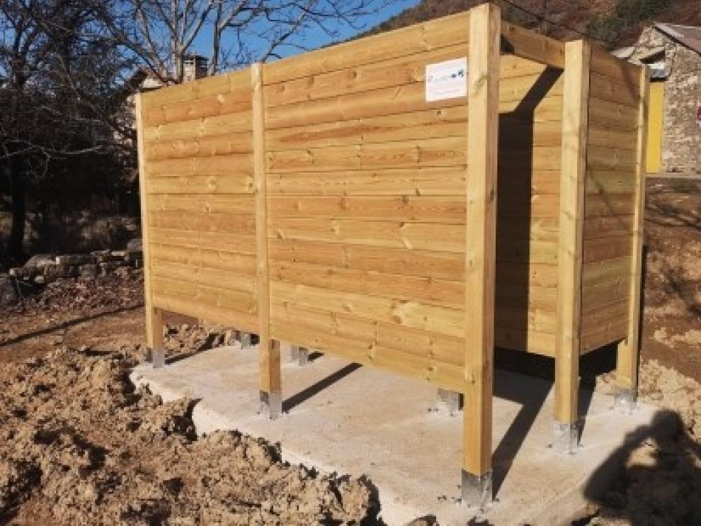 El Espacio Portalet inaugura un cambiador para barranquistas en Orós Bajo