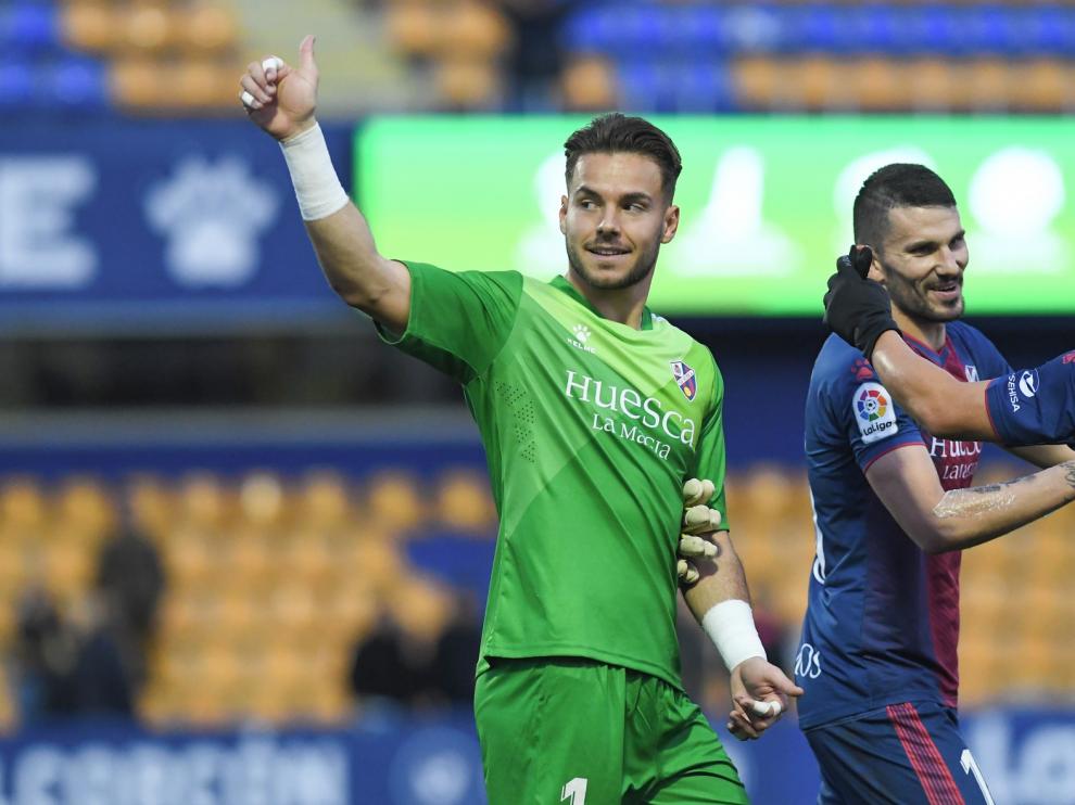 El Huesca lleva seis partidos ligueros sin poder echar el cerrojo
