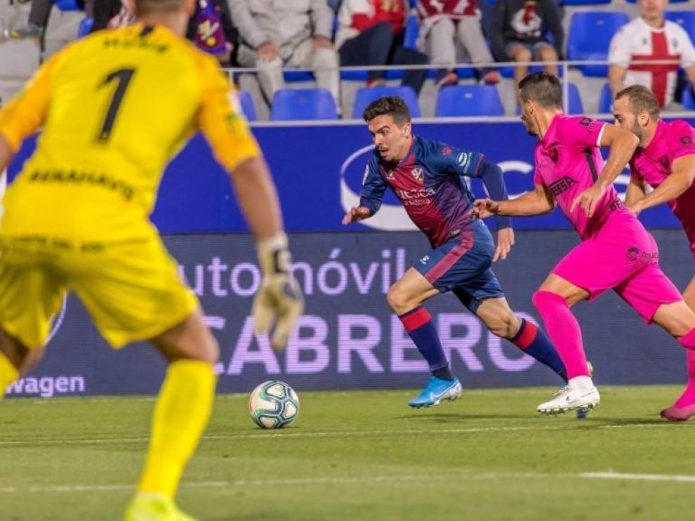 El Huesca cede a Joaquín Muñoz al Mirandés sin la "cláusula del miedo"