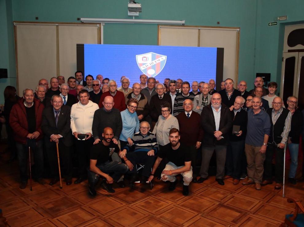 El Huesca homenajea al patrimonio de la ilusión