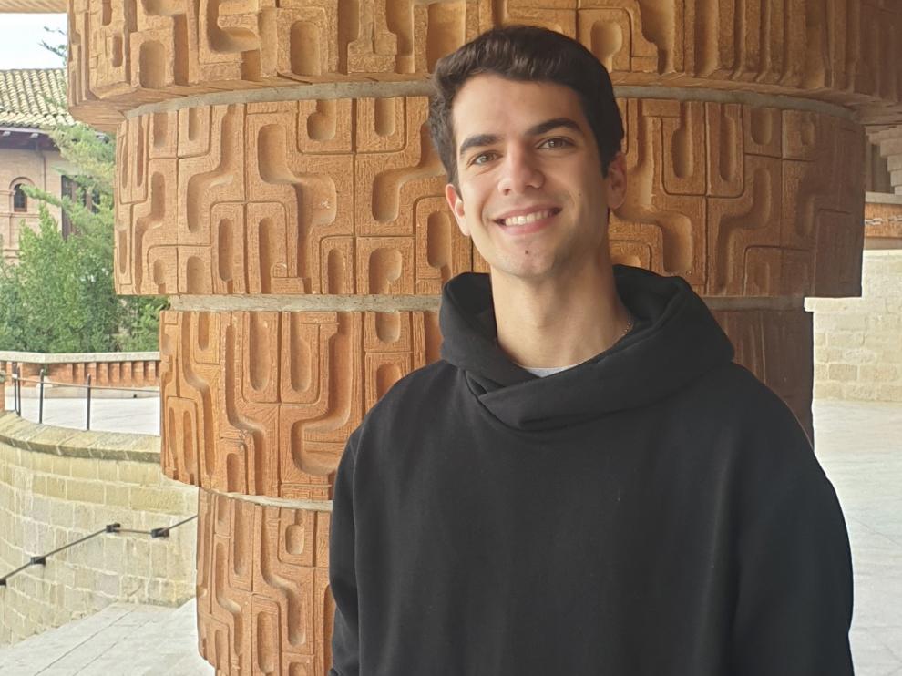 Grilex: "Intento hablar de mis heridas y de Dios, siempre tratando de agradarlo"