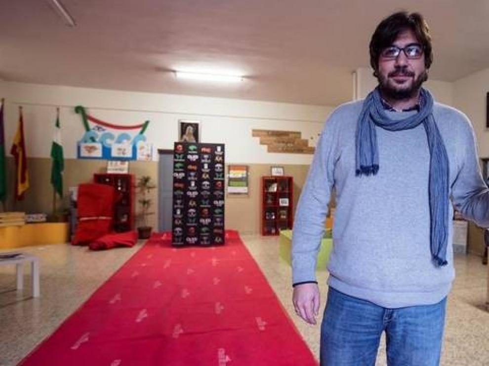 Un profesor de Málaga rescata los "desechos" de los premios Goya