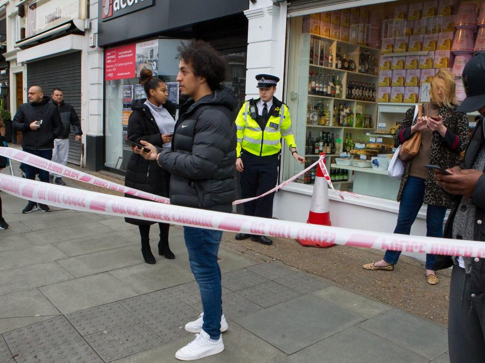 Al menos 3 heridos y abatido su agresor por un "incidente terrorista" en Londres
