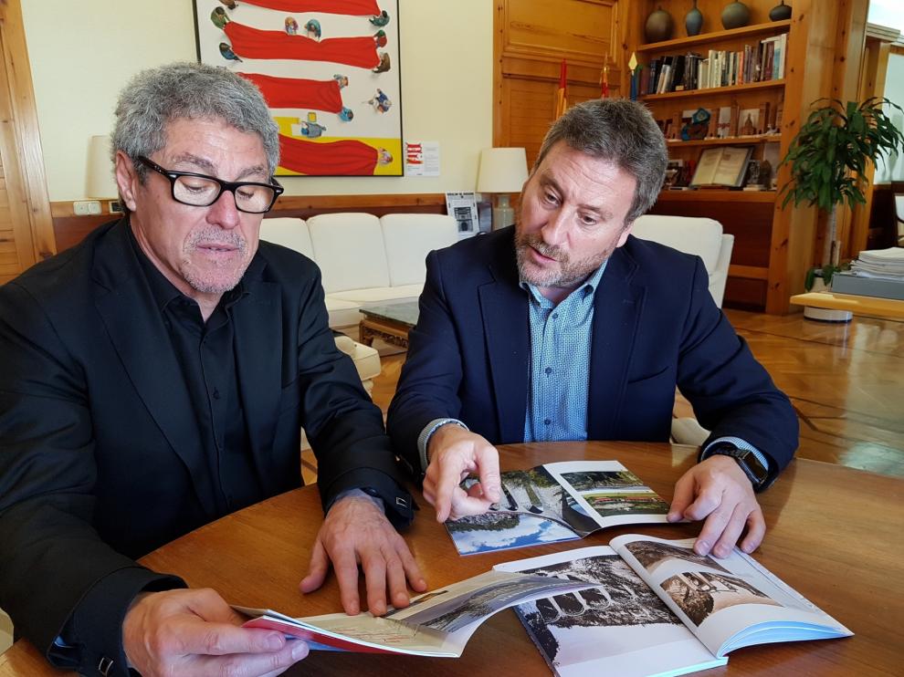 Aragón se fija en el éxito de un tren de montaña suizo para el Canfranero