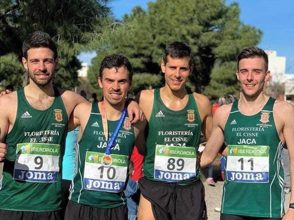 Fiesta de medallas y marcas bajo techo
