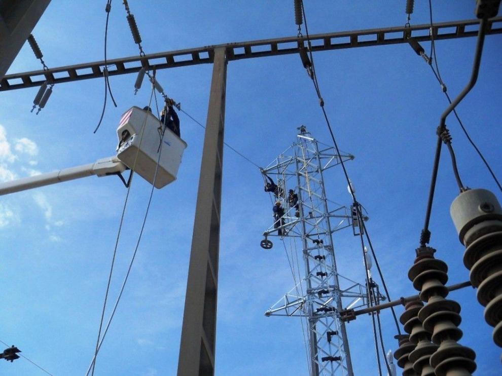 Endesa invierte en la mejora tecnológica de la red en Fraga y Binéfar