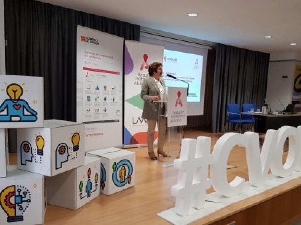El Gobierno de Aragón se alía con la CEOE para que el voluntariado tenga peso en el currículum