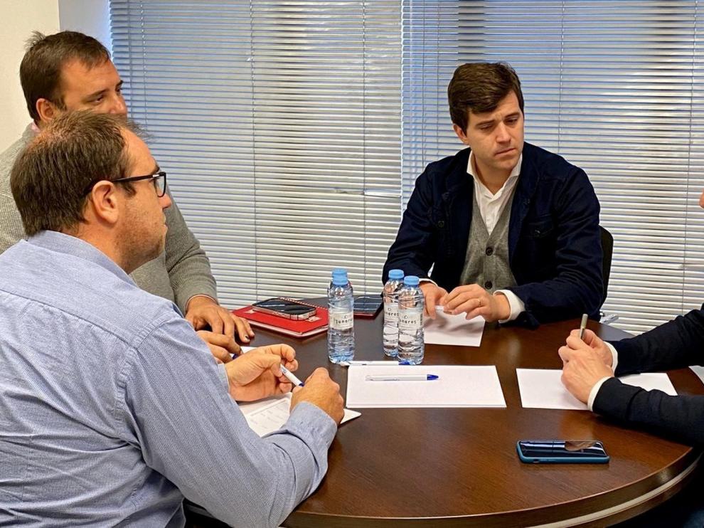 Uaga apuesta por esforzarse en analizar cómo llenar el embalse de Almudévar