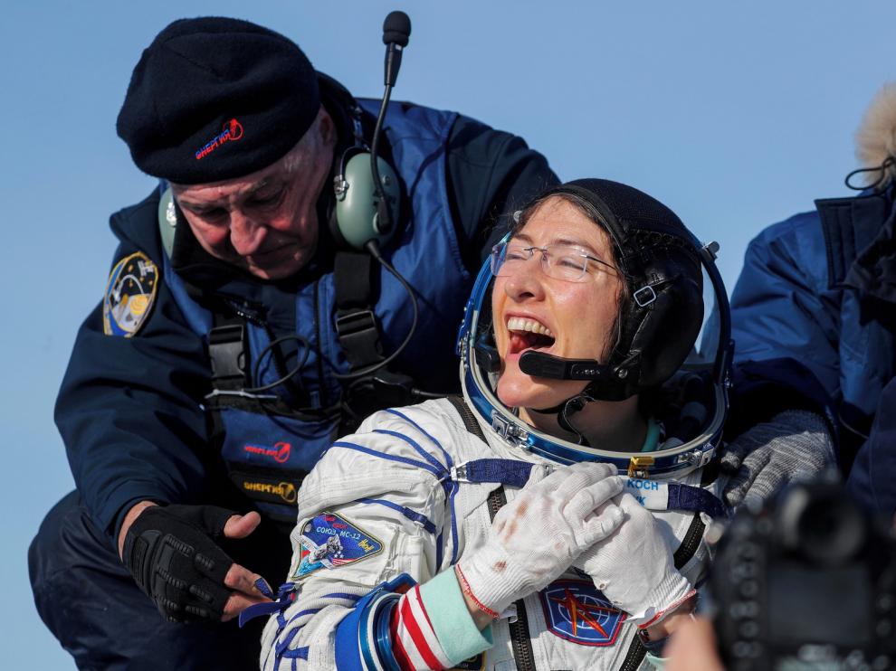 Christina Koch vuelve a la tierra tras pasar 328 días en el espacio