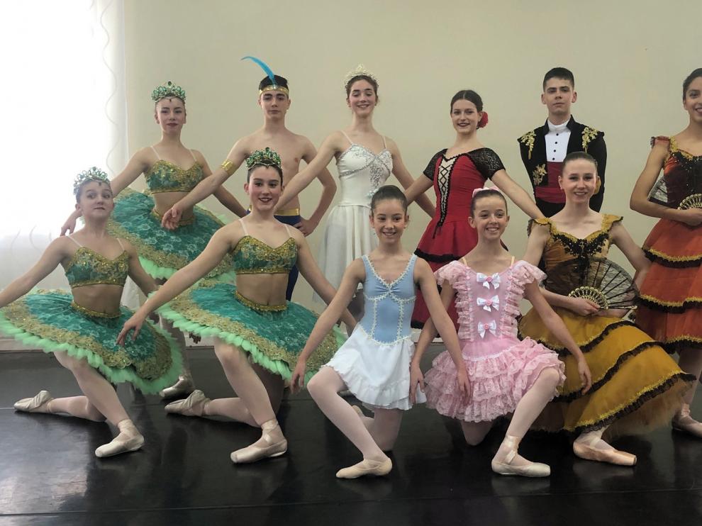 El Joven Ballet del Pirineo participa en el European Gran Prix en Viena