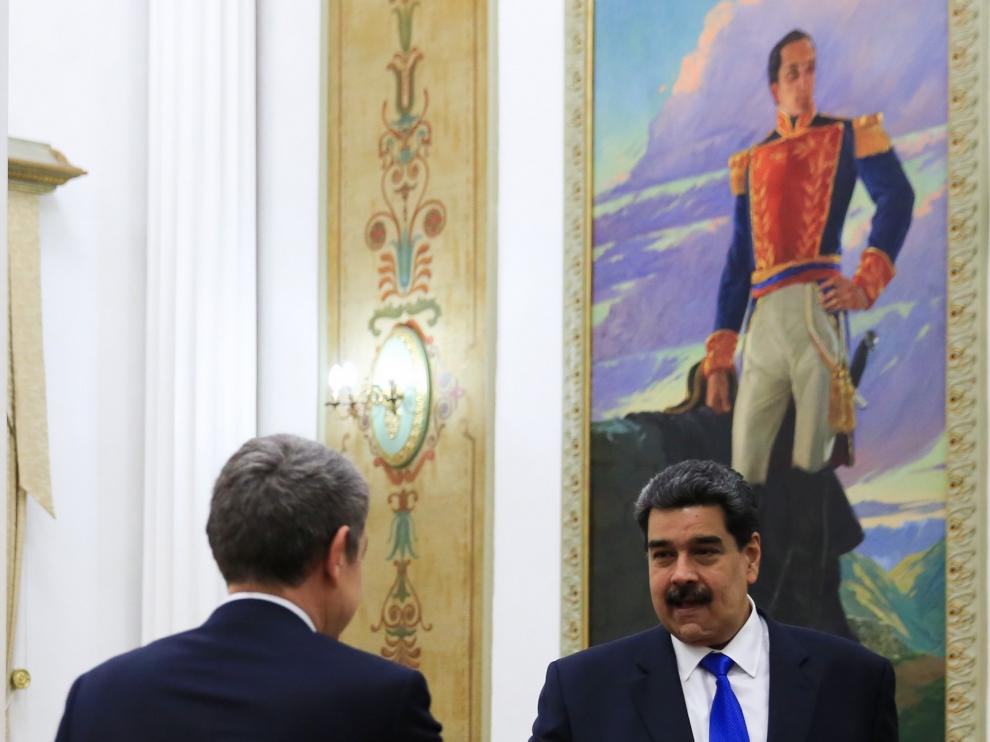 Zapatero se reúne por sorpresa con Maduro