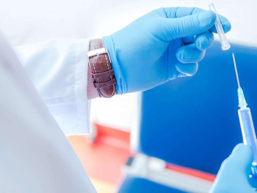 Muere una persona por el brote de una bacteria