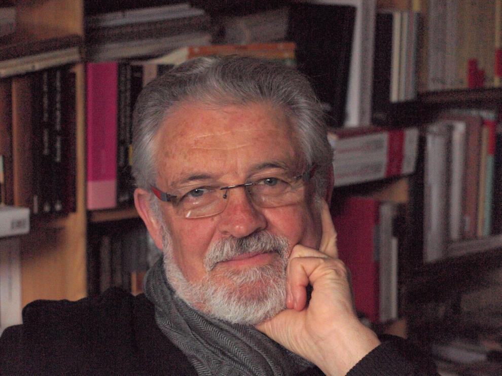 Ramón Acín: "Viajar enseña, curte y te obliga a pensar en otra dimensión"