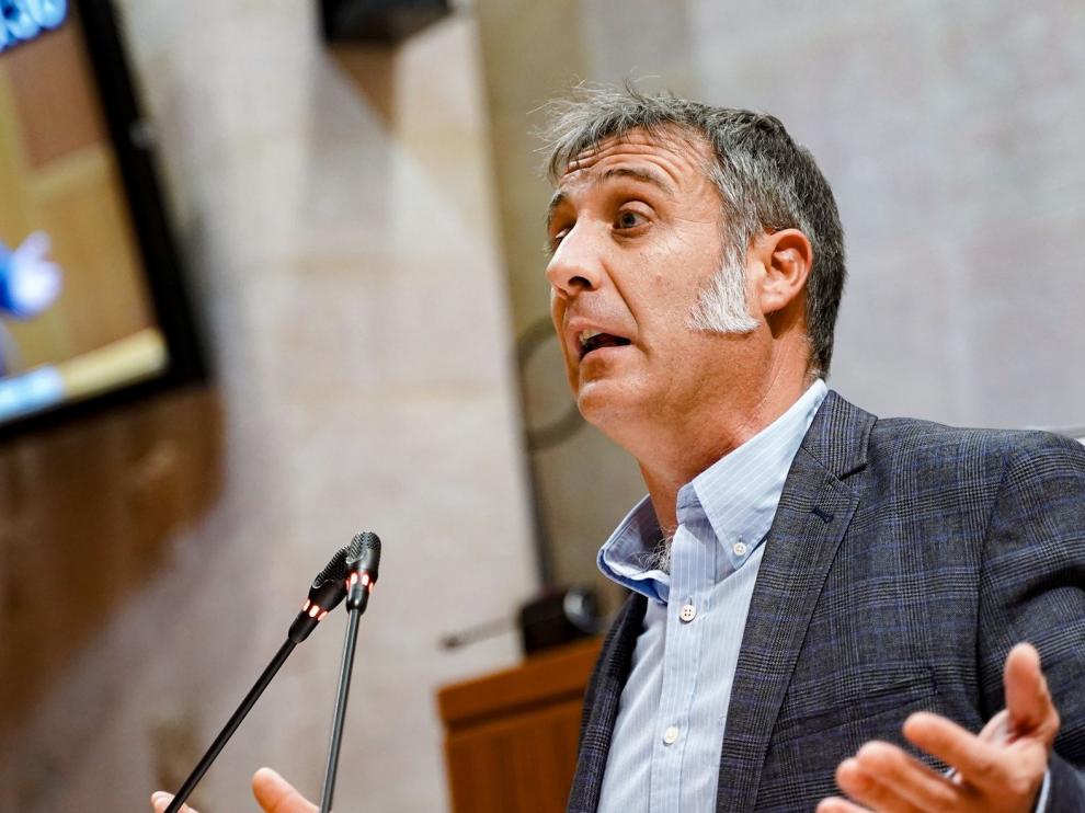 Ramiro Domínguez (Cs): "La ley de bomberos de Aragón está obsoleta y caduca, necesitamos un nuevo texto y financiación"