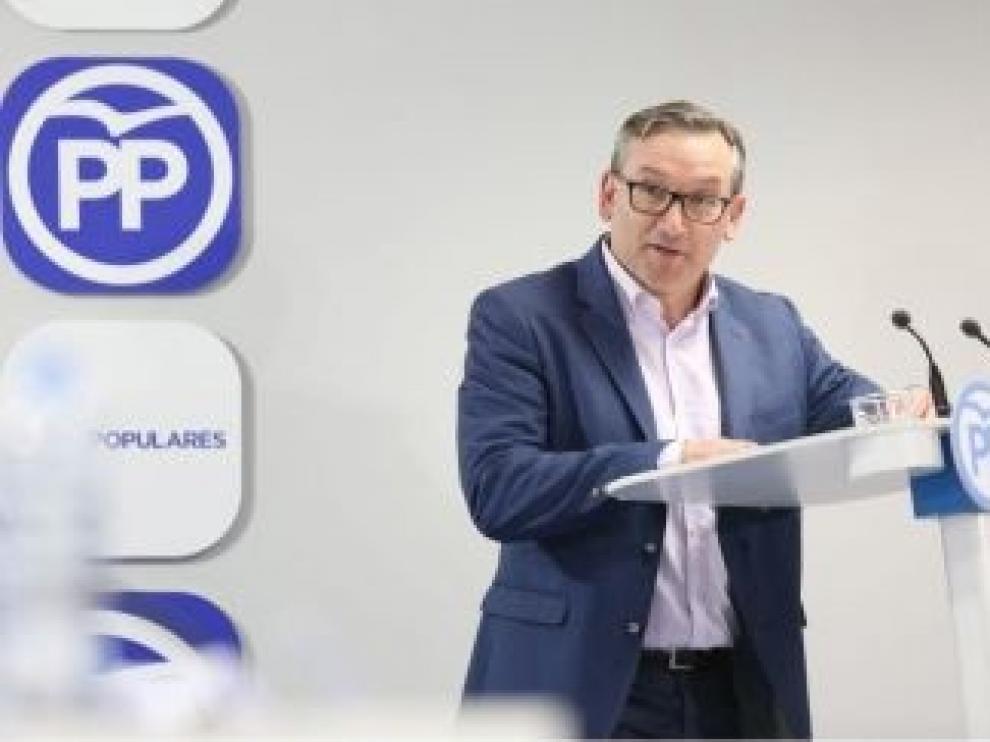 El PP de Aragón propone unir fuerzas para pedir a Madrid infraestructuras
