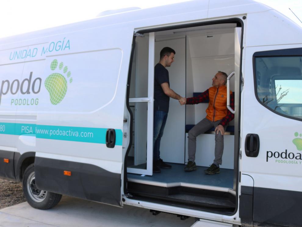 Podoactiva estrena su nueva Unidad Móvil para seguir acercando el cuidado del pie al medio rural de Aragón