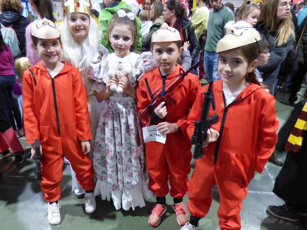 El carnaval infantil de Barbastro reúne a 1.300 personas y variedad de disfraces