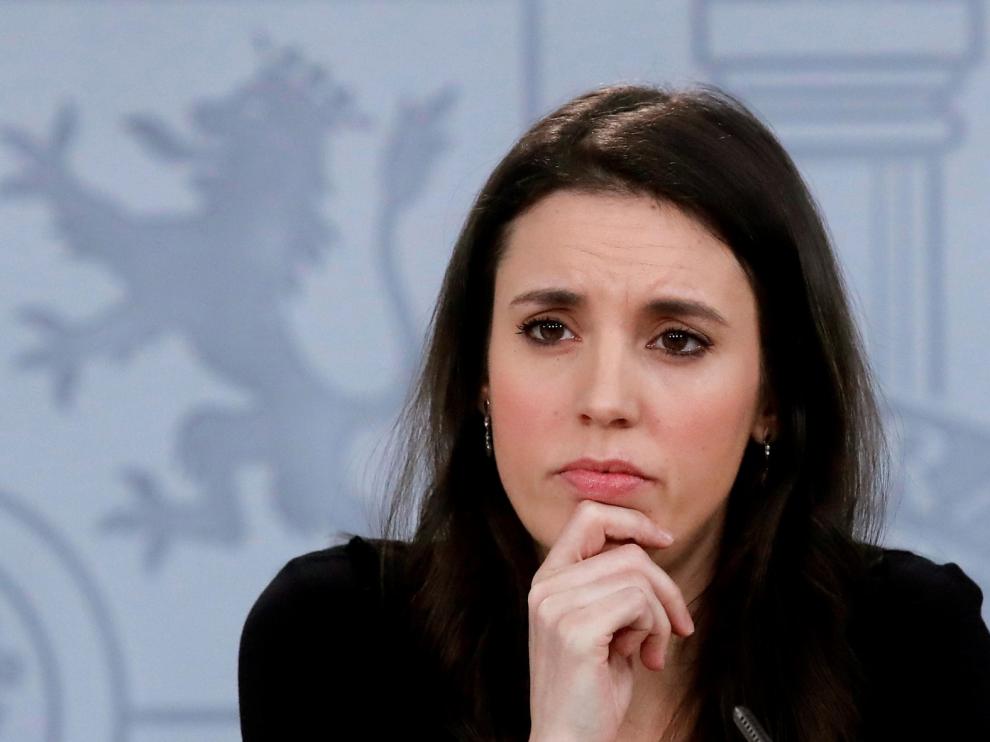 Revocada la condena por el poema de Montero