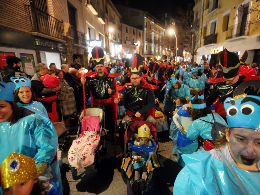 GALERÍA DE FOTOGRAFÍAS de los mejores disfraces que han desfilado en el carnaval de Huesca