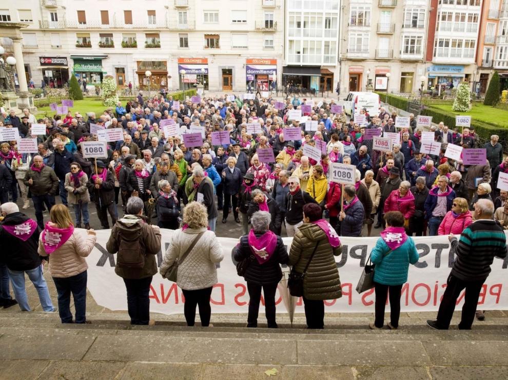 Partidos y sindicatos piden avances en igualdad salarial