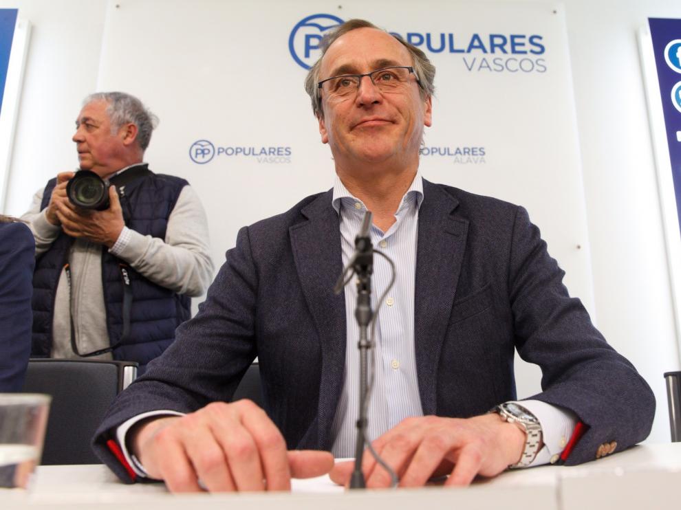 Alfonso Alonso dimite como presidente del PP vasco