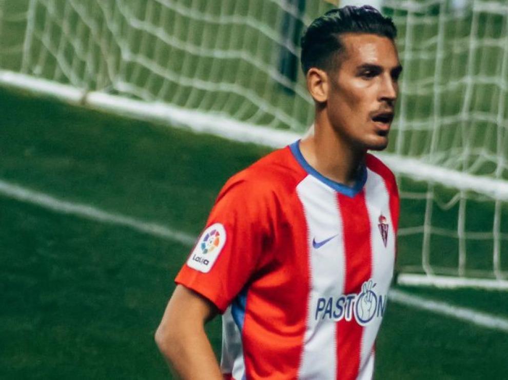 El próximo rival del Huesca gana gol con la incorporación de Álex Alegría