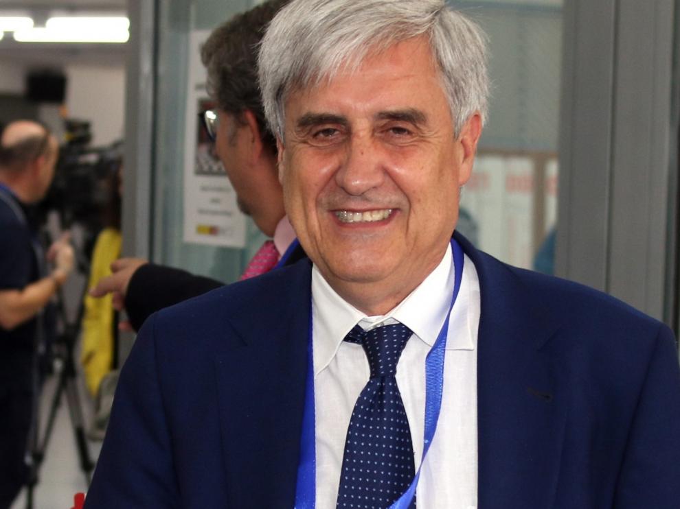 Juan José Badiola: "Hoy por hoy, no hay motivos para los miedos, pero la clave es si se produce una cadena de contagios incontrolada y sostenida"