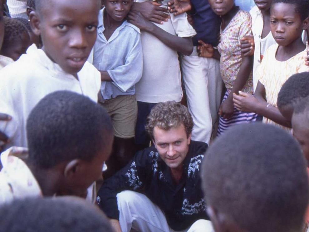 Recuerdos de la labor voluntaria de Fernando Simón en Burundi