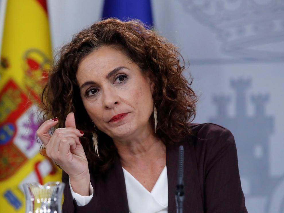 Montero descarta adoptar medidas por el coronavirus