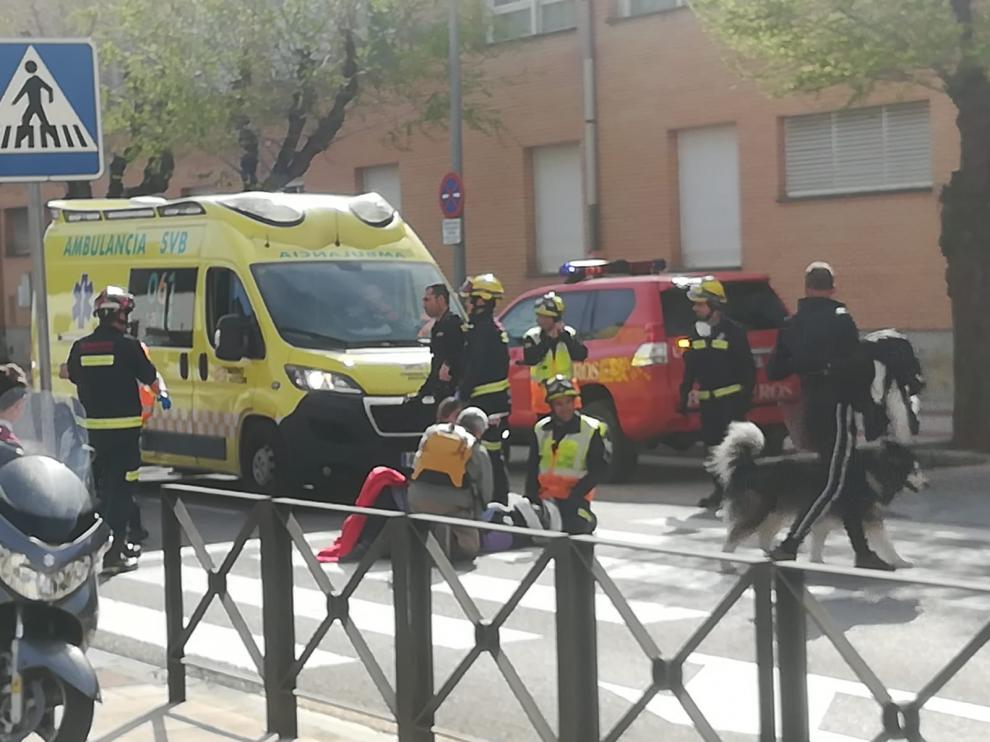 Un joven sufre un accidente de moto en la calle Doña Sancha de Huesca