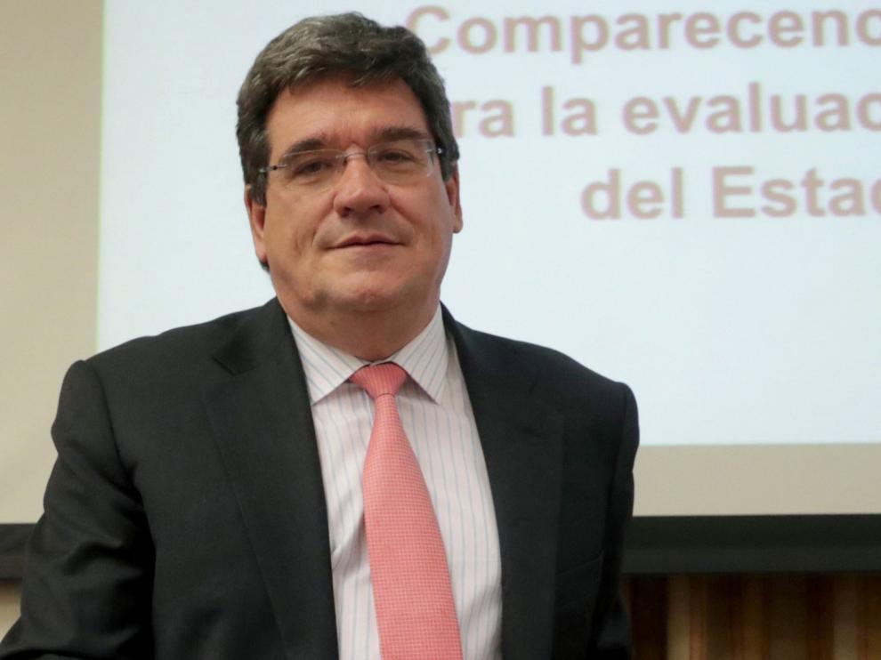 Escrivá quiere endurecer las prejubilaciones e incentivar planes de empresa