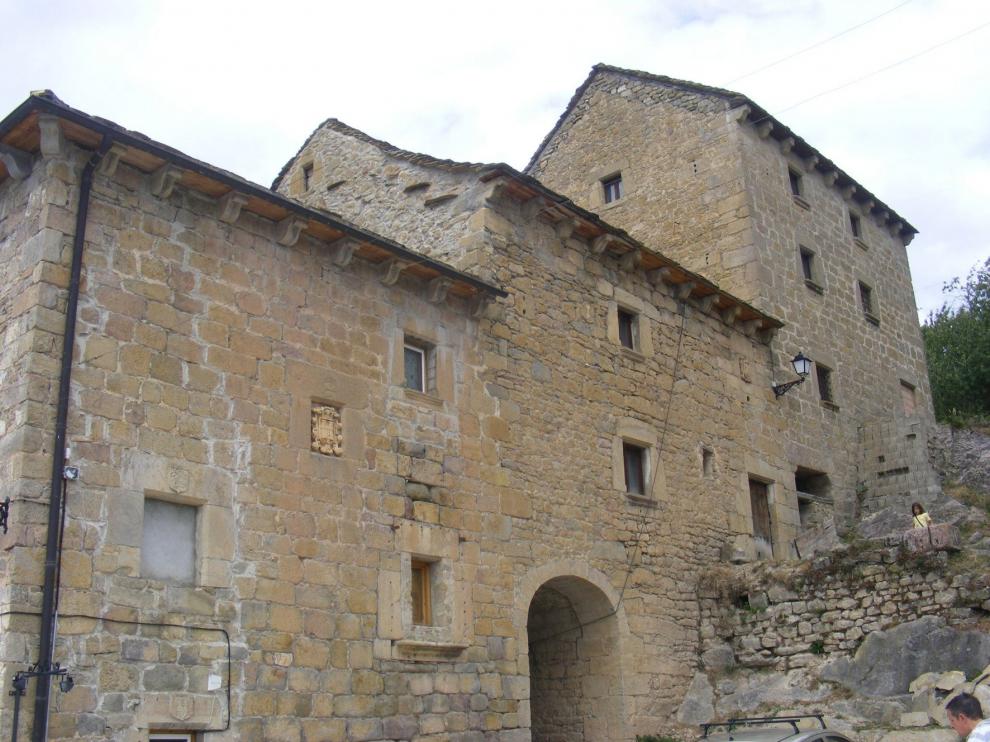 Sabiñánigo pide el 1,5 % cultural para la Casa Señor de Laguarta