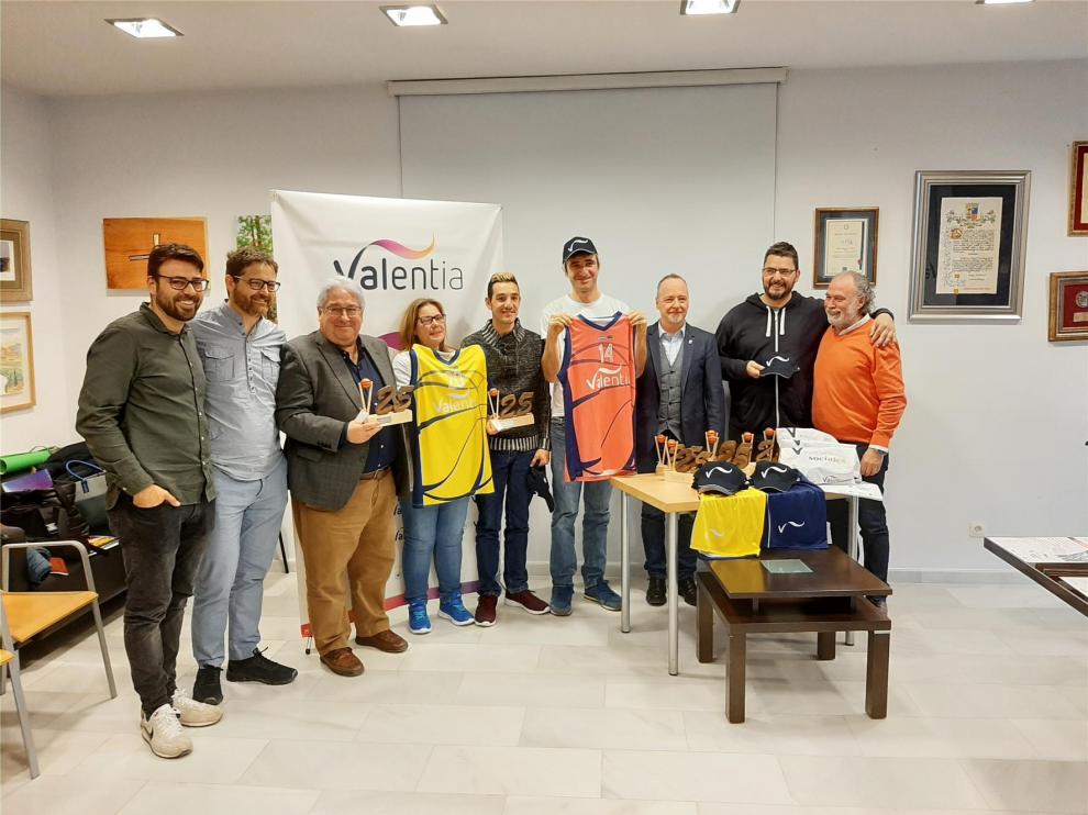 El Campeonato de Aragón de baloncesto trae a Huesca al actor de Campeones Sergio Olmos