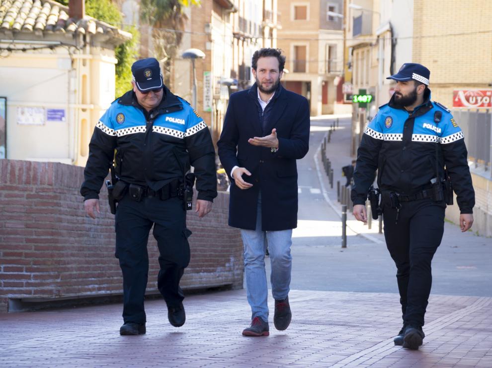 La Policía Local patrullará a pie por las calles de Monzón