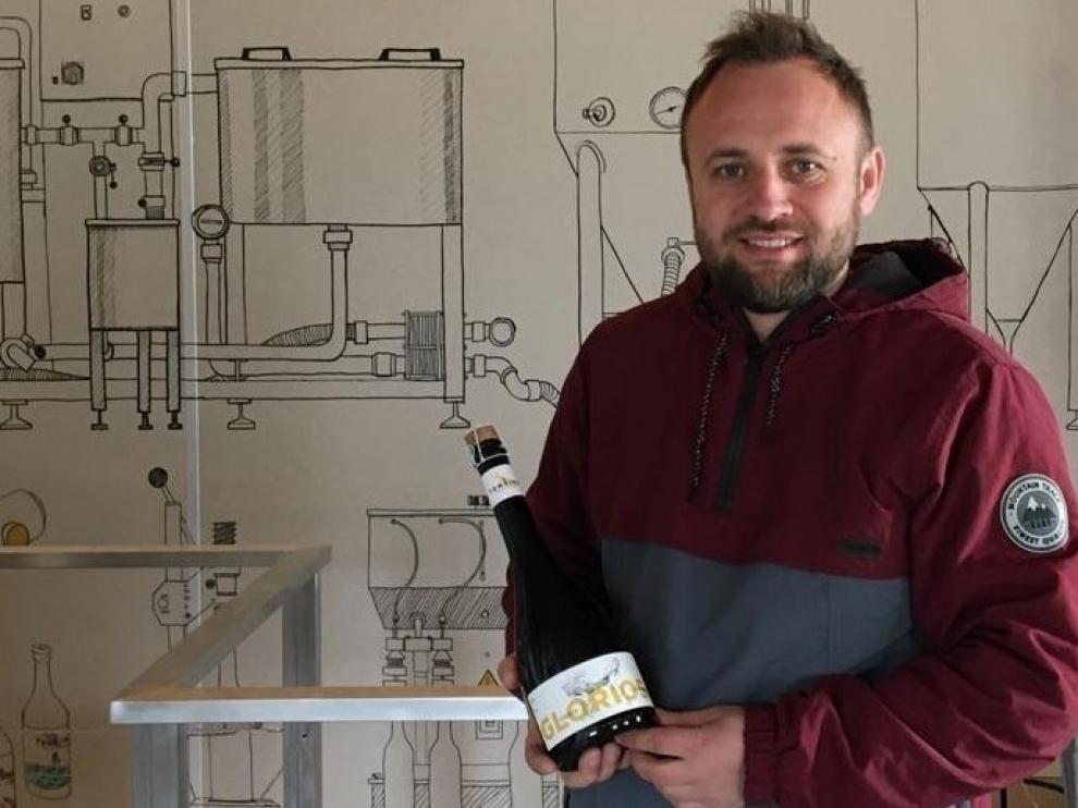 Una cerveza fruto de la colaboración virtuosa entre dos empresas del territorio