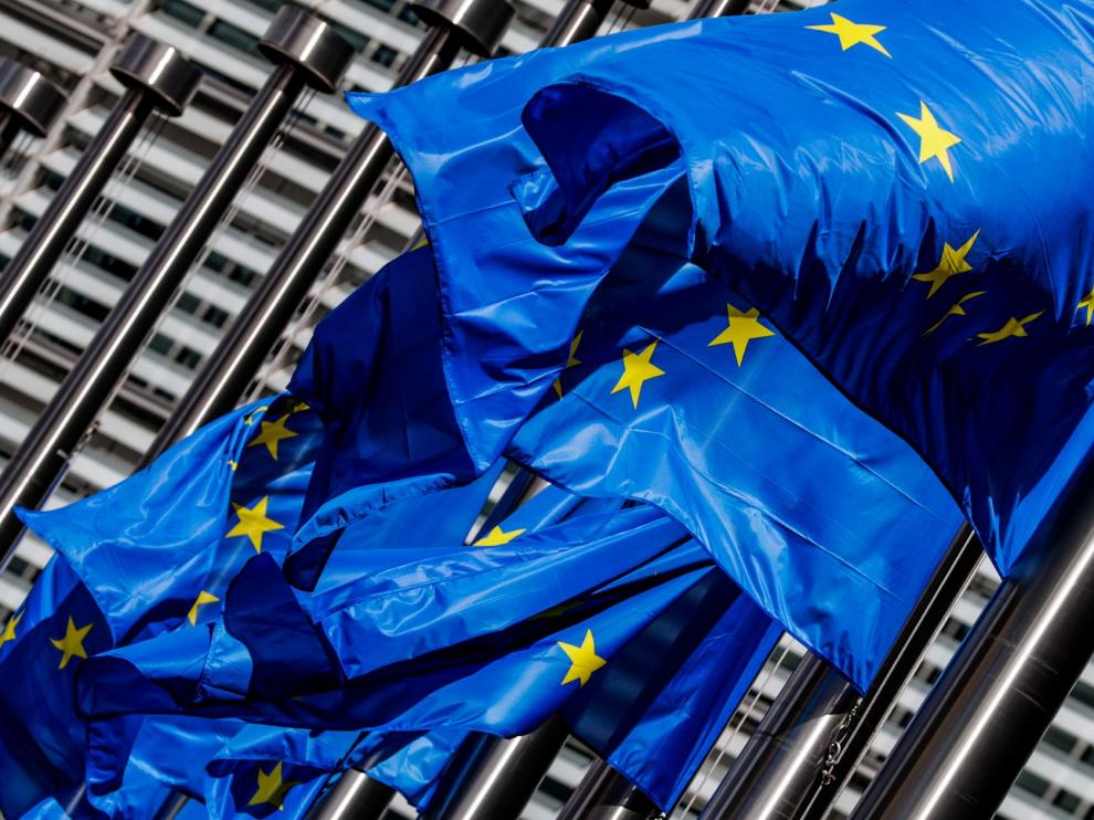 Sánchez y otros 8 líderes solicitan bonos europeos para afrontar la crisis