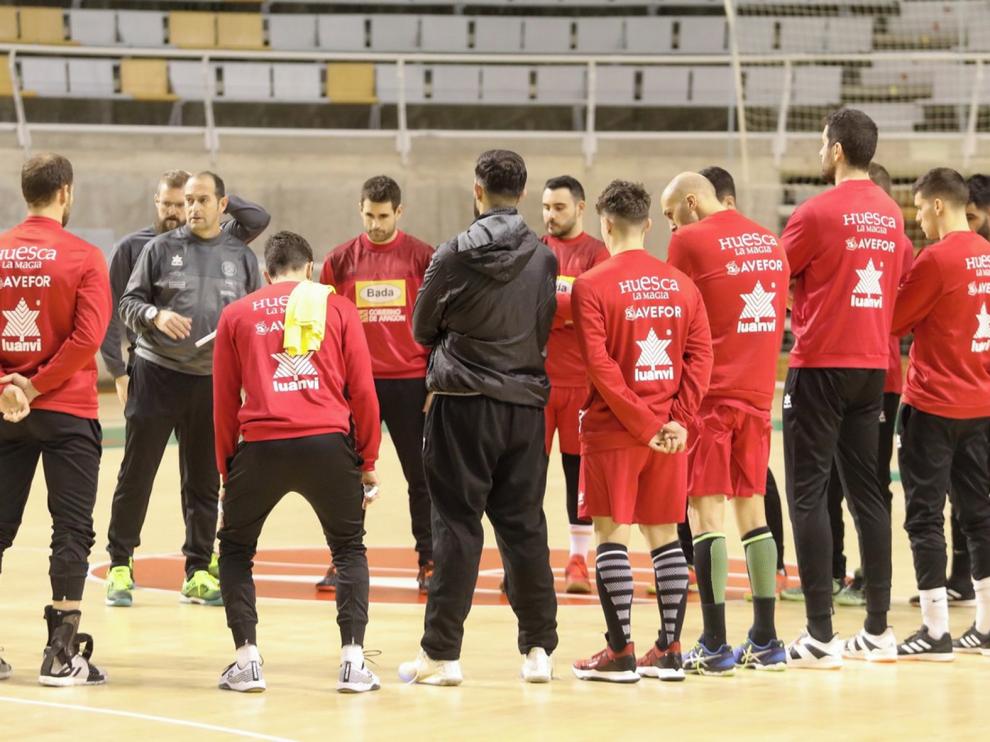 Un plan para que los jugadores de Bada Huesca se mantengan a tono en este paréntesis