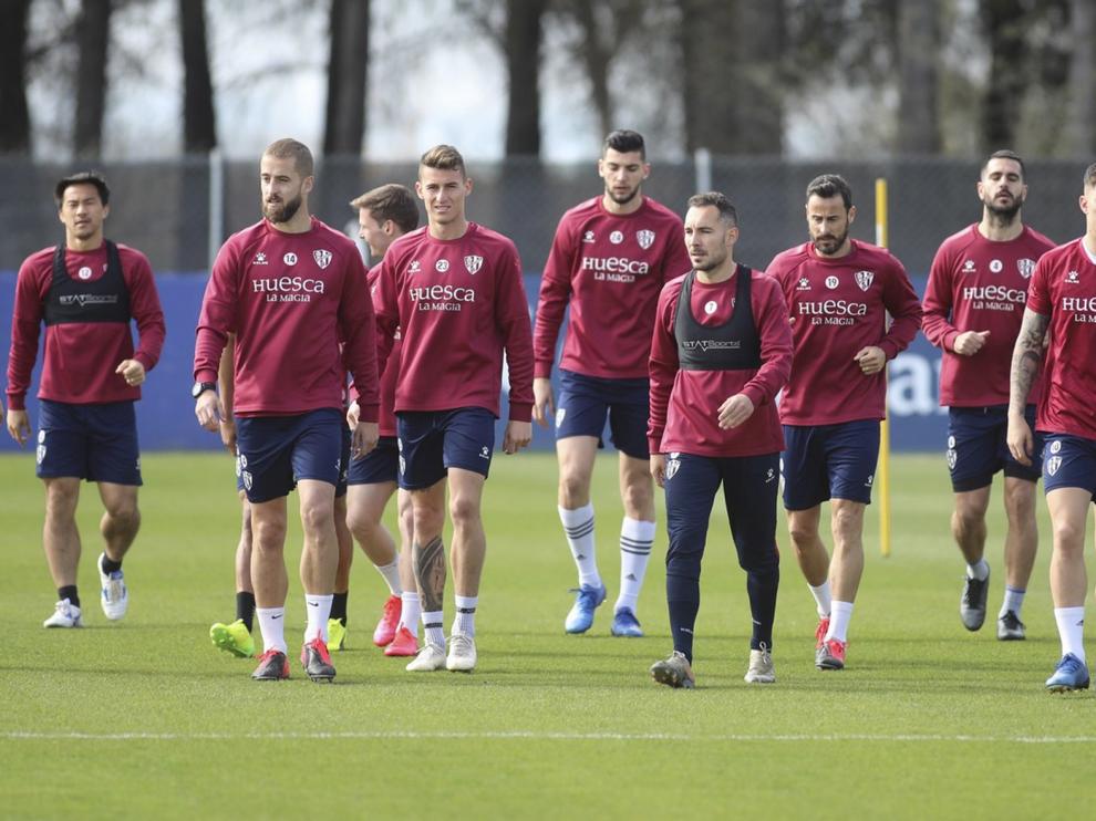 El Huesca suspende definitivamente los entrenamientos