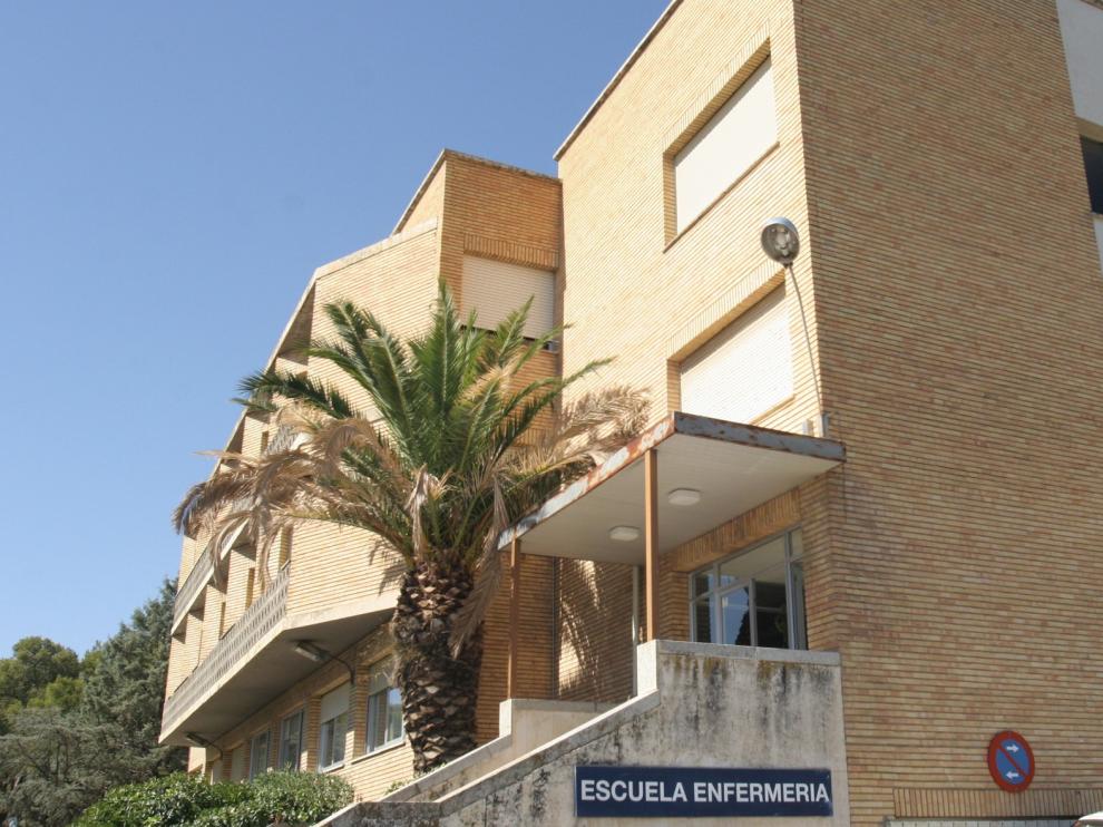 La Escuela de Enfermería de Huesca celebra, simultáneamente, el año internacional y el día de la Enfermería, y su 50 aniversario
