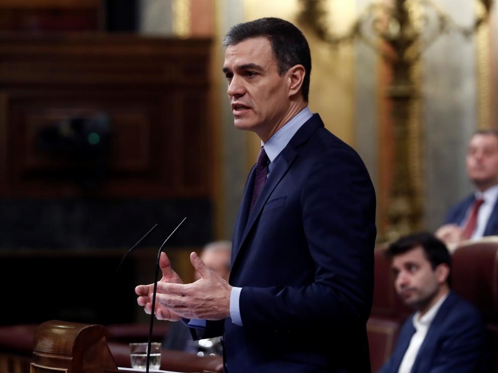 Sánchez promete reforzar la sanidad tras superar el coronavirus y alerta de que "lo más duro está por llegar"