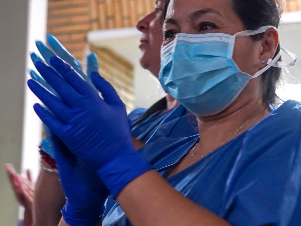 La escasez de mascarillas, batas y guantes inquieta a la Atención Primaria