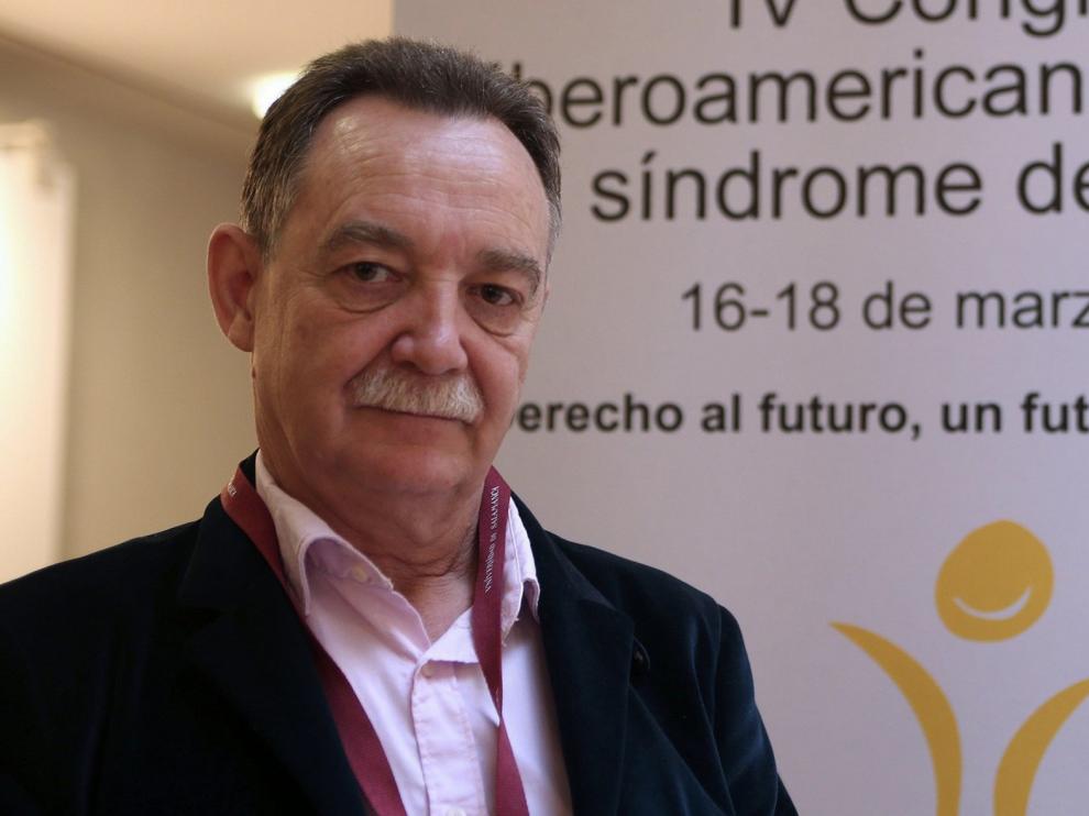 #NiUnDiaMas El Colegio de Médicos de España exige medidas de protección para los equipos asistenciales ante la pandemia del coronavirus
