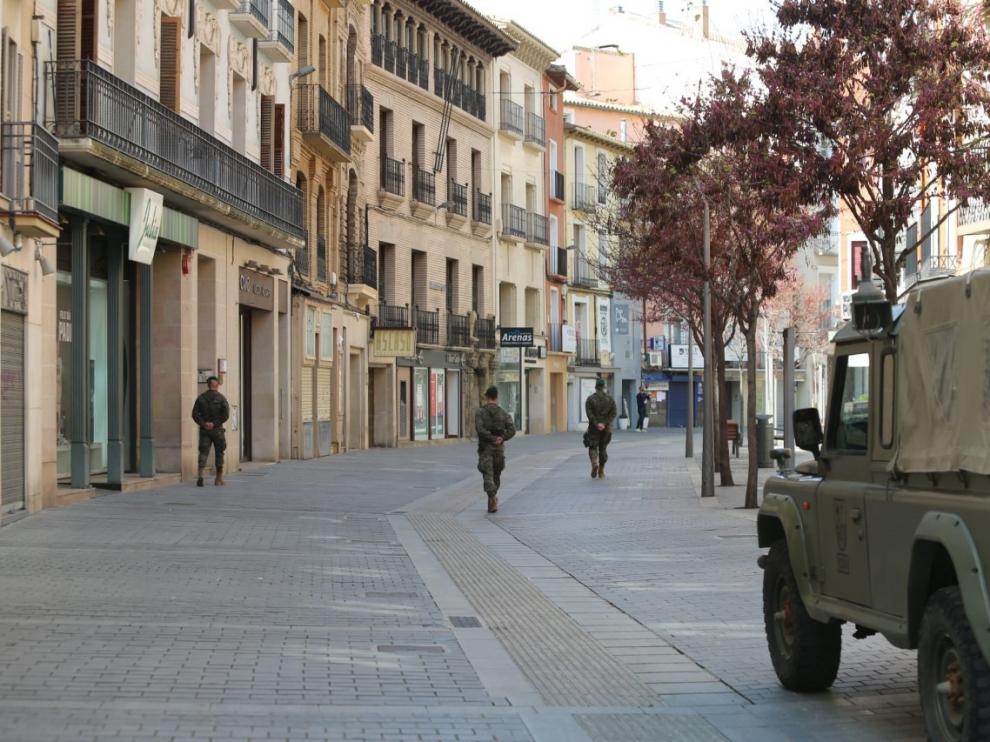 Militares del Regimiento del Galicia 64 hacen frente al coronavirus en Huesca y Jaca