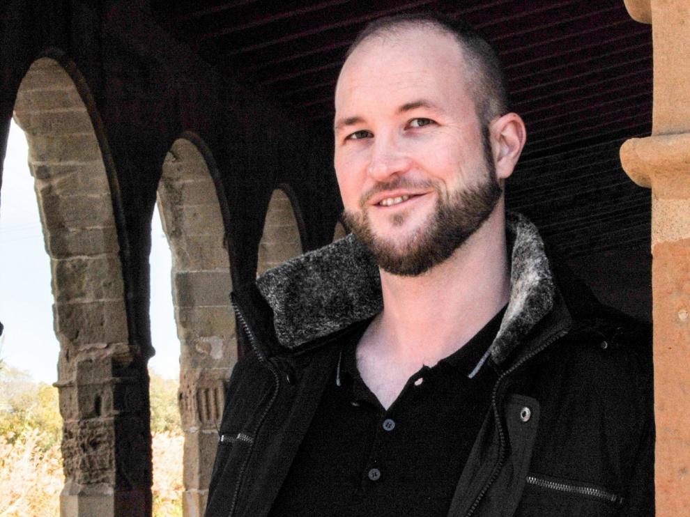 Ross Henry: "Se parece más a aprender a tocar el piano que a estudiar Historia"