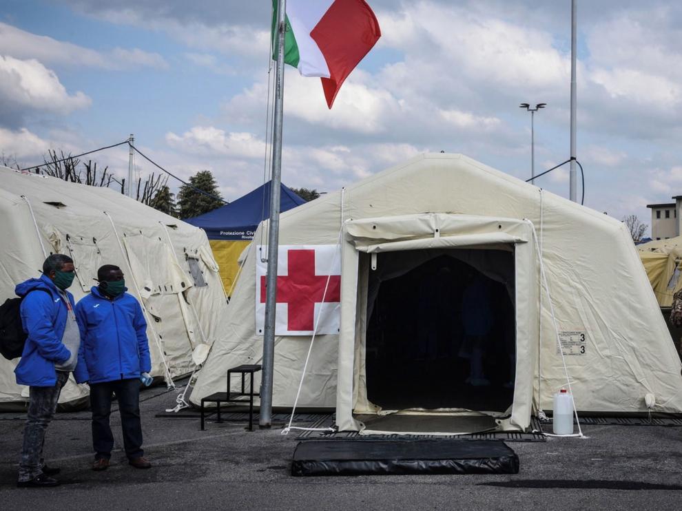 Italia baja por cuarto día consecutivo los contagios y las muertes