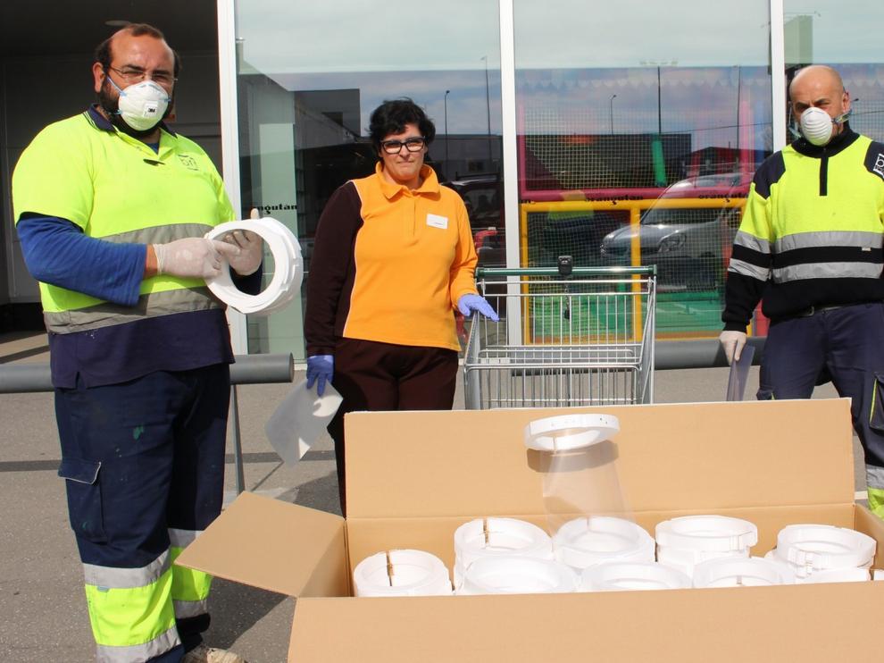 Binéfar reparte material de protección ante el coronavirus a servicios esenciales y establecimientos