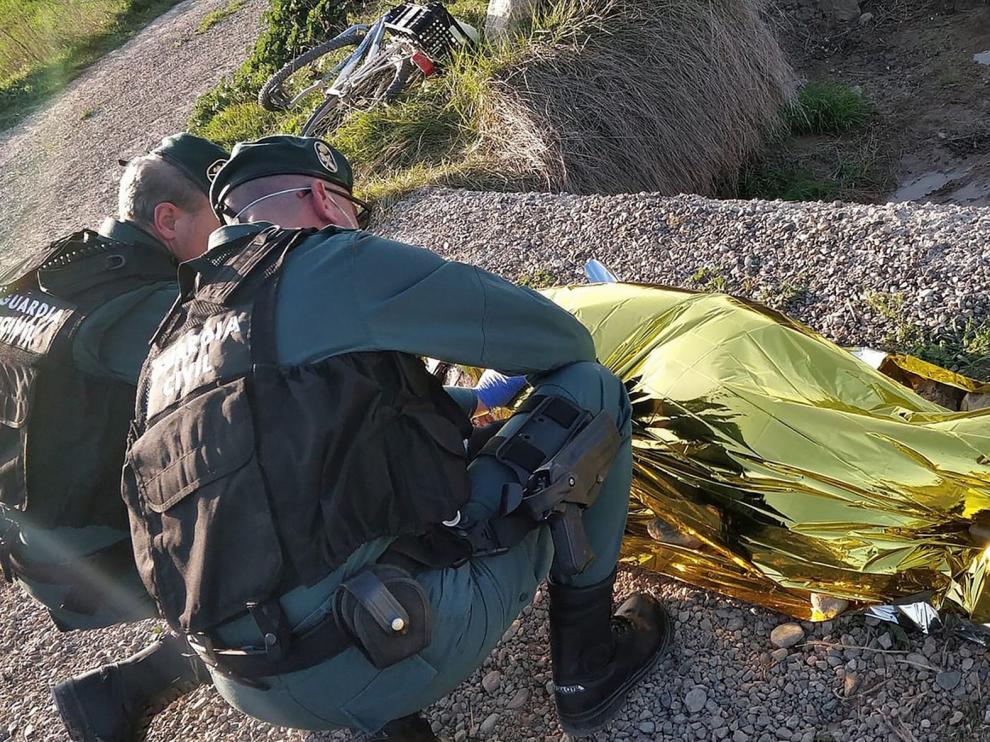 Sacan a un ciclista de un canal de Mallén y lo multan por burlar el confinamiento