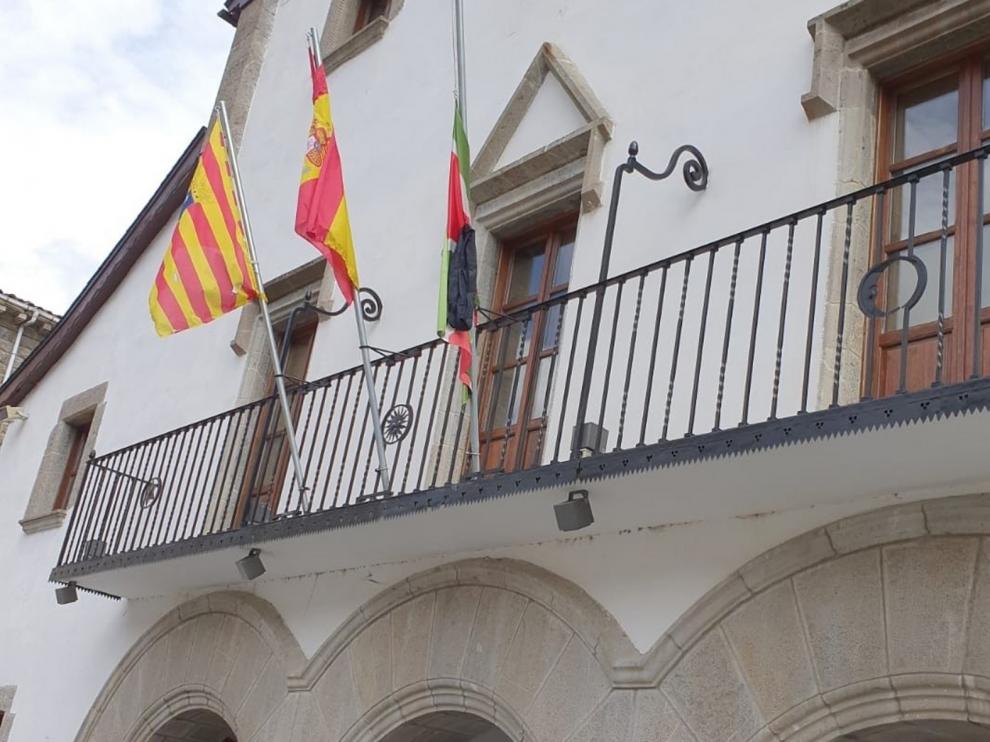 Biescas registra un nuevo fallecido por coronavirus y el alta de la vecina de 101 ingresada en Huesca