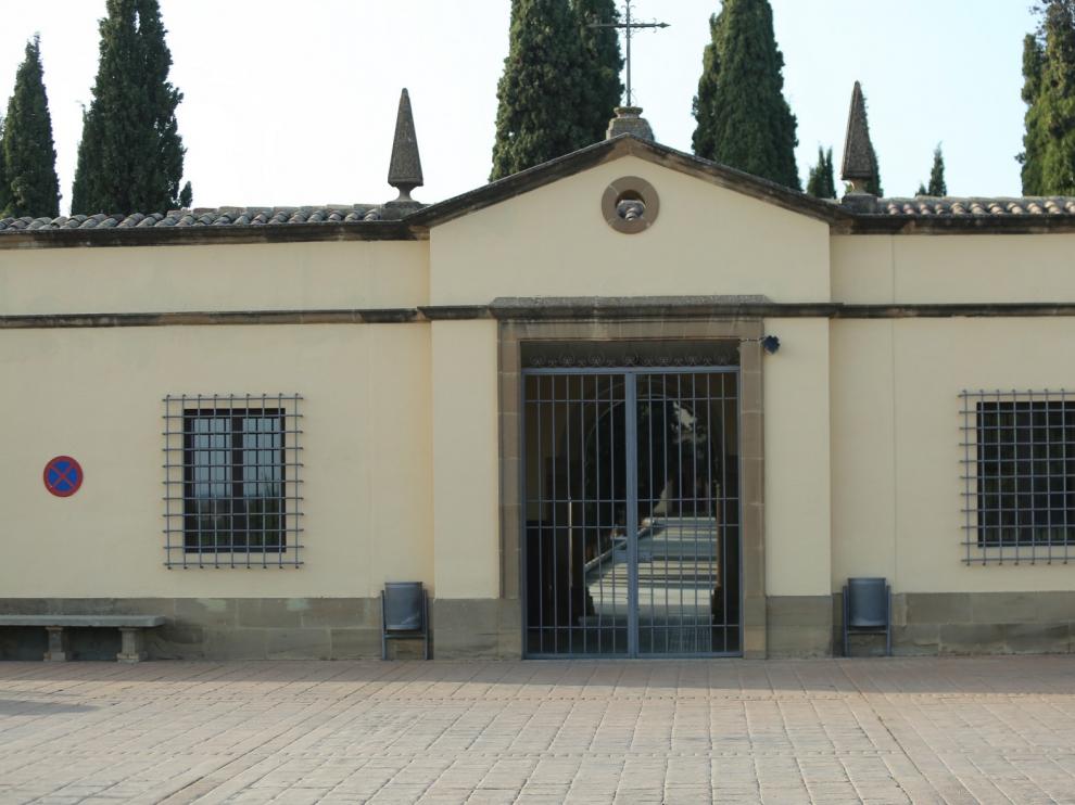 Rafael Alastrué, de Funeraria Grañén:"Los servicios funerarios que se están haciendo son muy básicos"