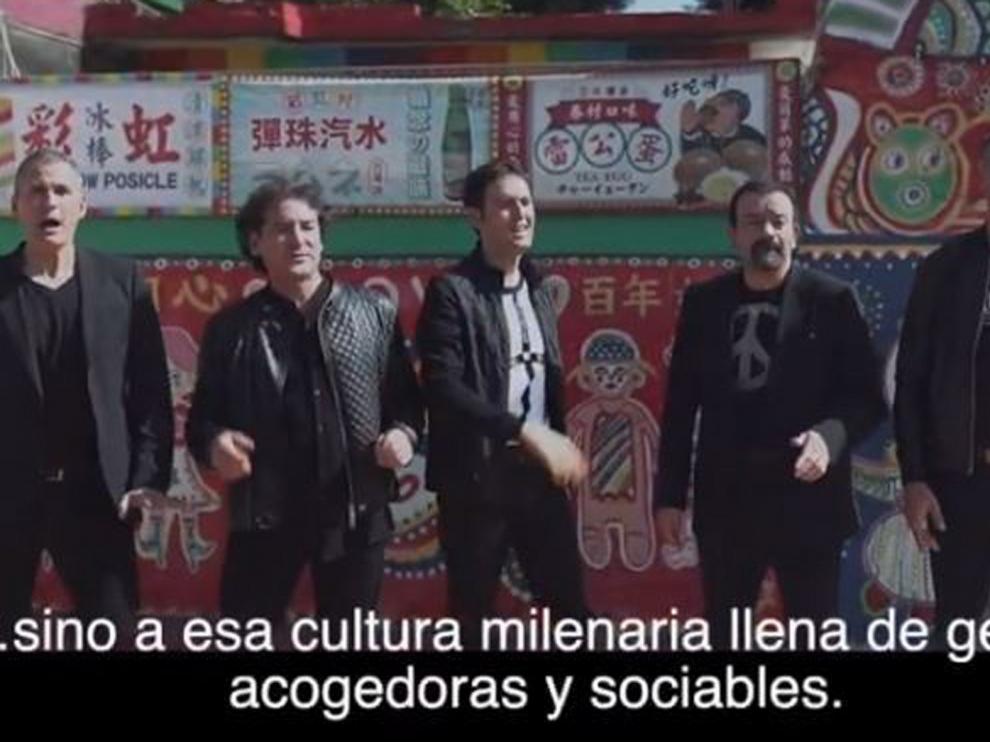 El grupo b vocal canta en mandarín e invita a luchar juntos contra la covid-19